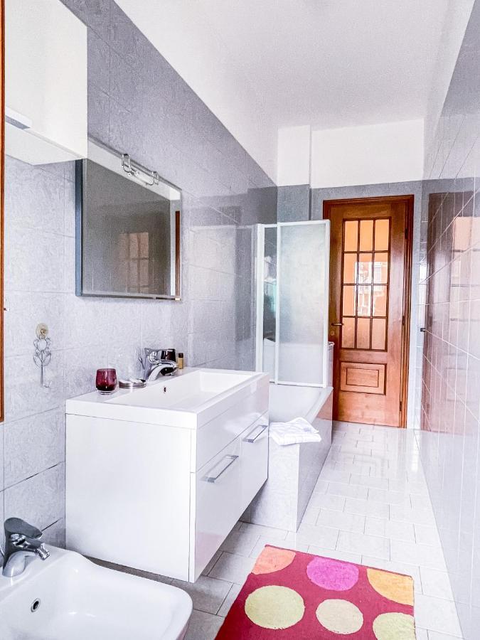 Myhouse Inn Paradiso - Affitti Brevi Italia تورينو المظهر الخارجي الصورة